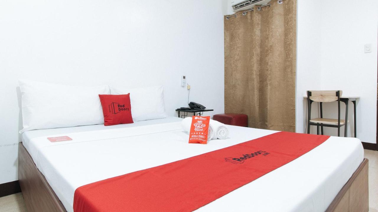 Reddoorz San Antonio Makati Hotel Манила Екстериор снимка