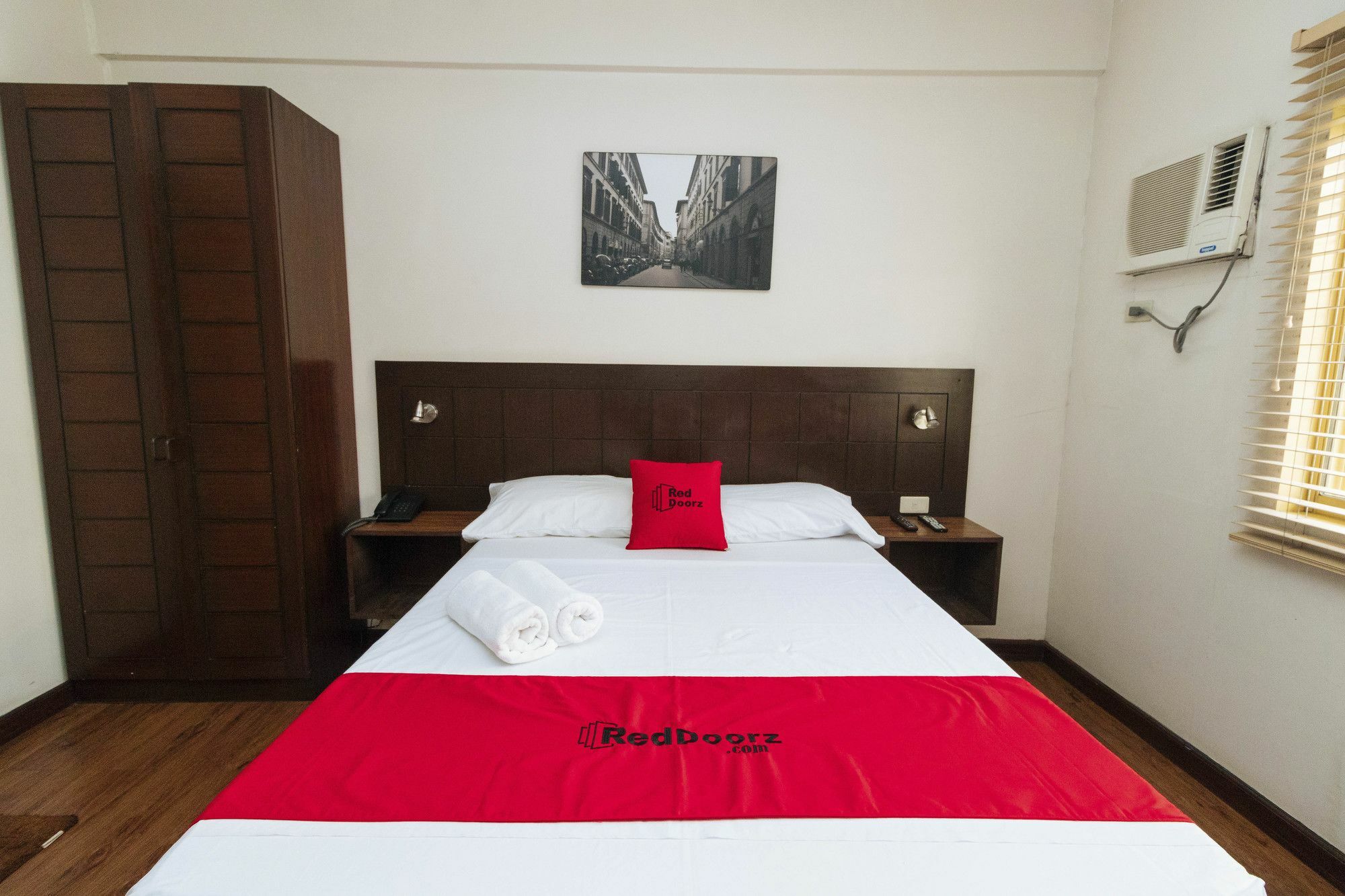 Reddoorz San Antonio Makati Hotel Манила Екстериор снимка